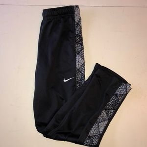 Boys Nike Dri-Fit Sweatpants!